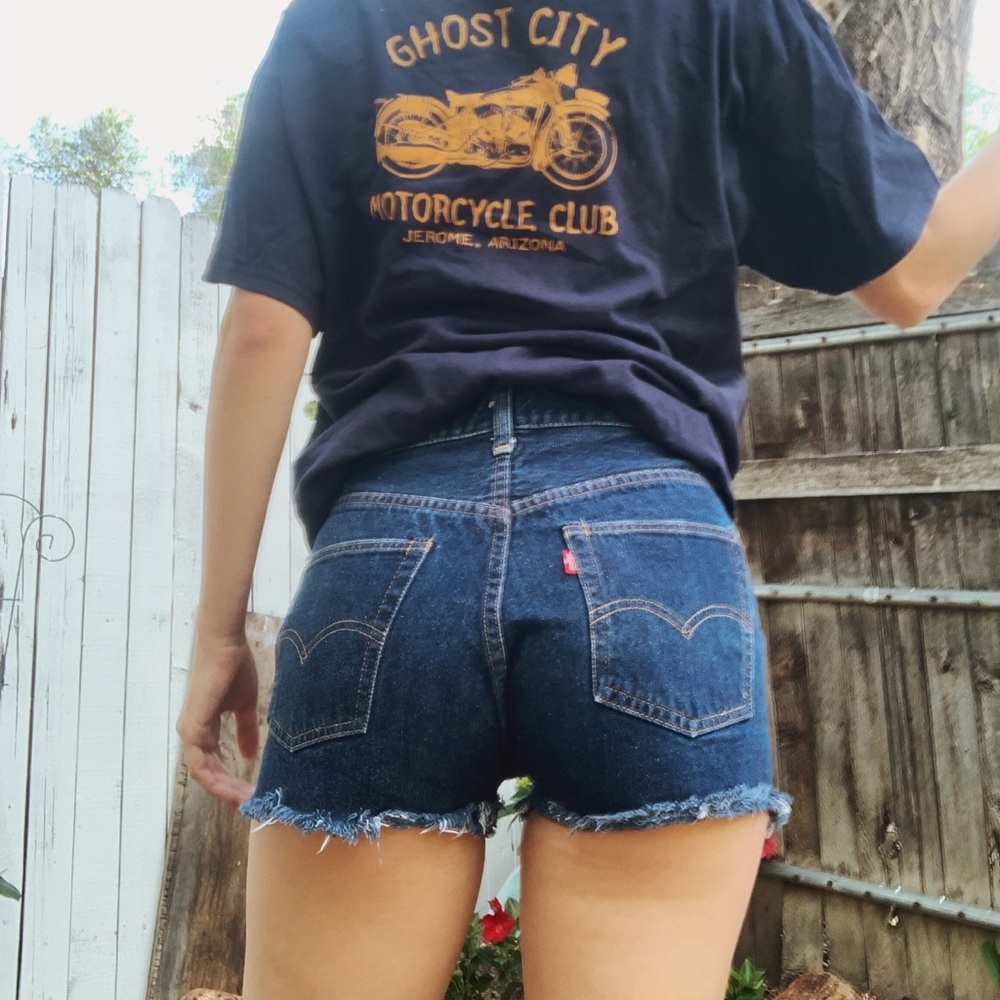 Levi shorts!